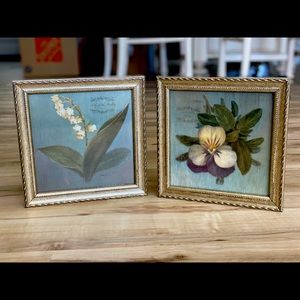 Beautiful elegant floral decorative pictures. Both are in gold/silver frames